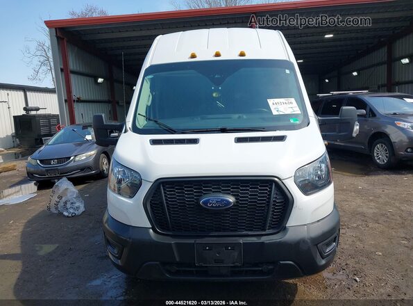 1FTBF4XG1RKA88785 2024 FORD TRANSIT-350 Белый Вид задней части салона