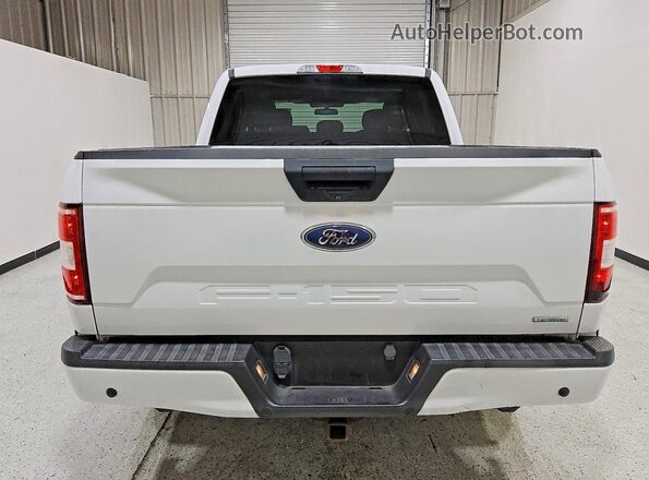 1FTEW1C59JKF84082 2018 FORD F150 Белый Вид сзади
