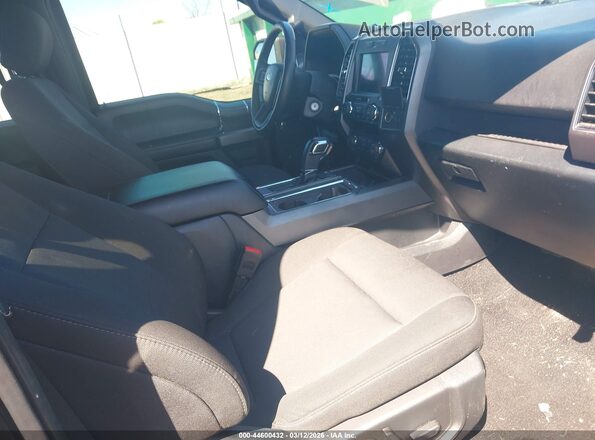 1FTEW1CP0KKE46448 2019 FORD F150 Серый Вид салона спереди