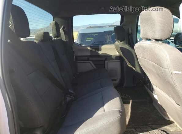 1FTEW1CPXKKC14620 2019 FORD F150 Серебряный Вид задних сидений