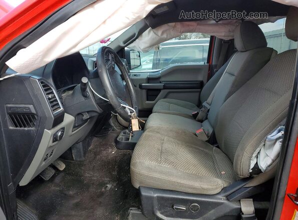 1FTEW1EPXGKF69792 2016 FORD F150 Красный Вид салона спереди