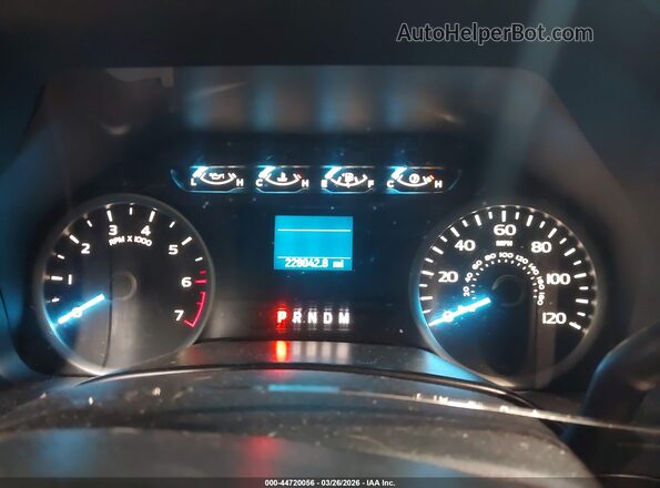 1FTEW1EPXJFC83022 2018 FORD F150 Белый Вид задних сидений