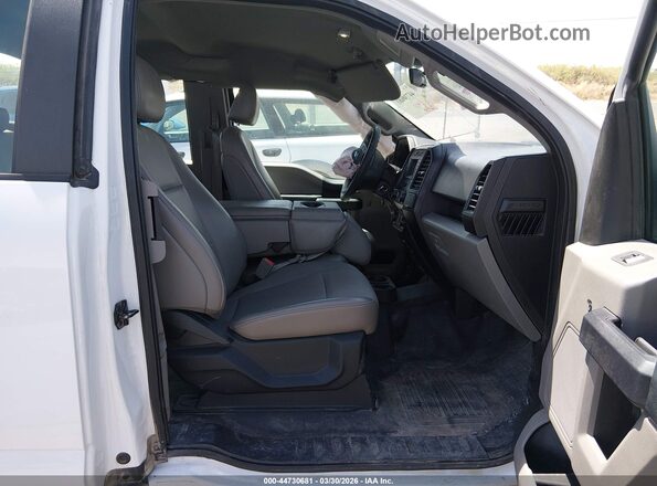 1FTEX1CB3KKC10376 2019 FORD F150 Белый Вид салона спереди