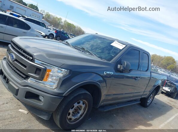 1FTEX1CG3JFB50683 2018 FORD F150 Gray Widok wnętrza 360 stopni