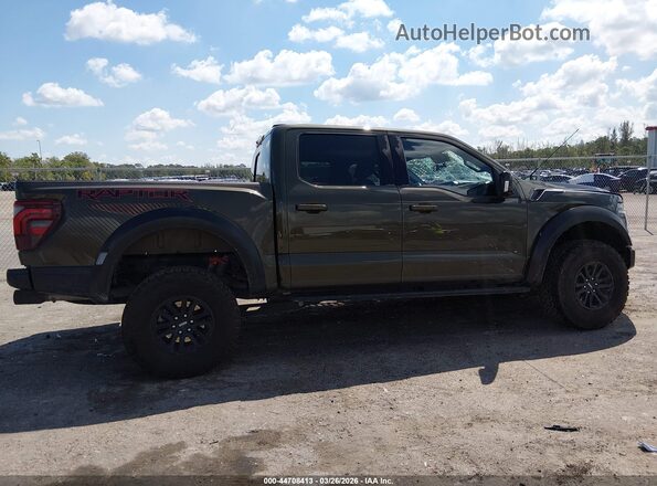 1FTFW1RG8SFB84764 2025 FORD F150 Золотой Вид задней части салона