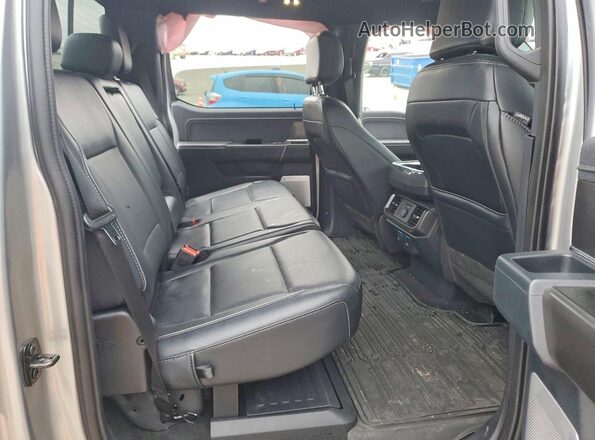1FTFW5L82SFA18099 2025 FORD F150 Серебряный Вид задних сидений