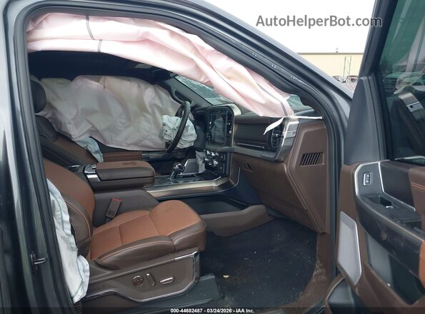 1FTFW6LD8SFC39421 2025 FORD F150 Серый Вид салона спереди