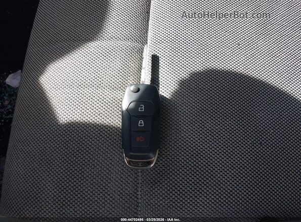 1FTFX1EF3GFD15147 2016 FORD F150 Белый Вид панели приборов