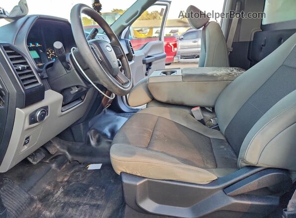 1FTMF1CB6KKC90335 2019 FORD F150 White Vista interior delantera