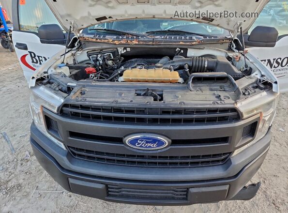 1FTMF1CB6KKC90335 2019 FORD F150 White Vista interior trasera