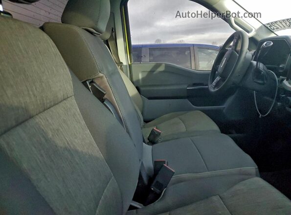 1FTMF1EB2NKE01402 2022 FORD F150 Green Widok tylnych siedzeń