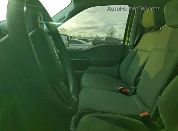1FTMF1EB2NKE01402 2022 FORD F150 Green Widok wnętrza z przodu