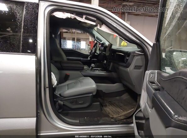 1FTVW3LUXSWG11755 2025 FORD F-150 LIGHTNING Silver Widok wnętrza z przodu