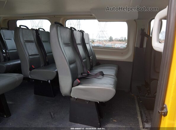 1FTYE2Y82PKA84086 2023 FORD TRANSIT-150 Yellow Vista de los asientos traseros