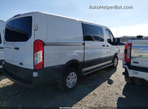 1FTYR1YM5JKB17102 2018 FORD TRANSIT-250 Белый Вид задней части салона