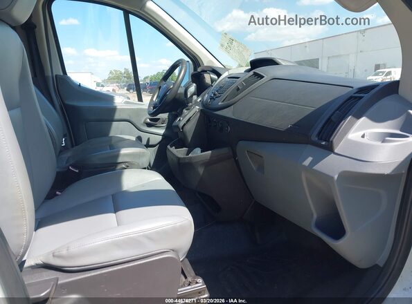 1FTYR2ZM0GKA10228 2016 FORD TRANSIT-250 Белый Вид салона спереди