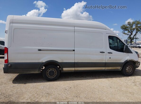 1FTYR3XG6JKA20689 2018 FORD TRANSIT-250 Белый Вид задней части салона