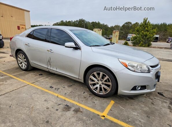 1G11E5SA3GU157235 2016 CHEVROLET MALIBU Серебряный Передняя правая четверть
