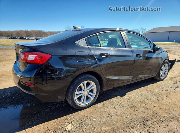 1G1BC5SM0K7151968 2019 CHEVROLET CRUZE Черный Задняя правая четверть