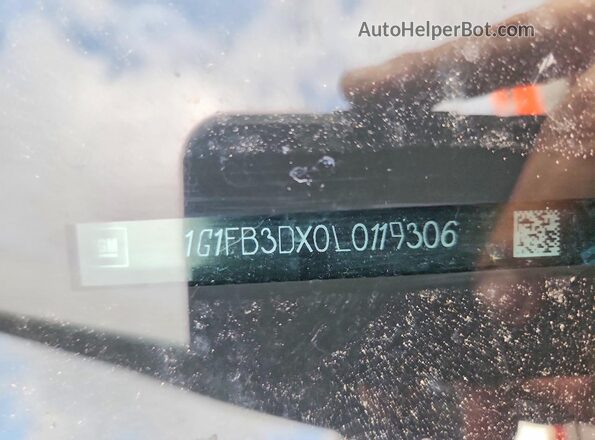 1G1FB3DX0L0119306 2020 CHEVROLET CAMARO Серый Вид подкапотного пространства