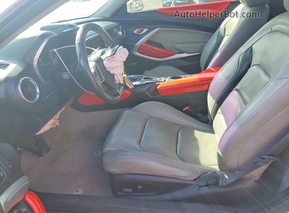 1G1FD1RS3G0132407 2016 CHEVROLET CAMARO Белый Вид салона спереди