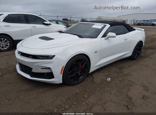 1G1FH3D72P0104469 2023 CHEVROLET CAMARO Белый Передняя левая четверть