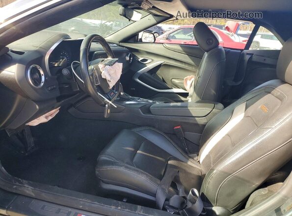 1G1FH3D73P0108269 2023 CHEVROLET CAMARO Угольный Вид салона спереди