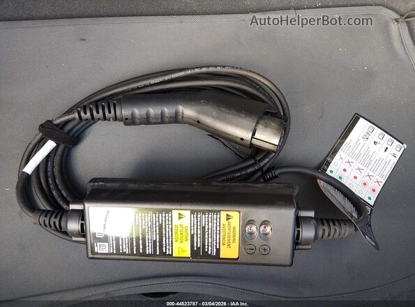 1G1FW6S06J4133082 2018 CHEVROLET BOLT Белый Вид щитка приборов