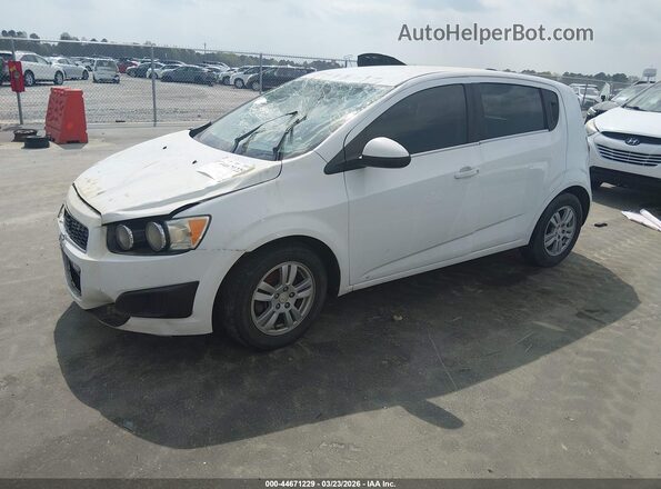 1G1JC6SH0G4152597 2016 CHEVROLET SONIC White Передня ліва чверть