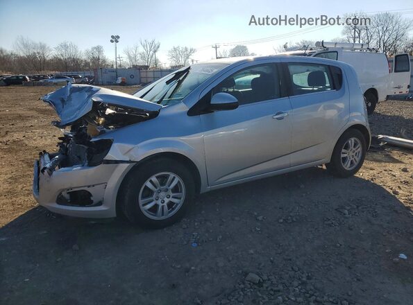 1G1JC6SH1G4134903 2016 CHEVROLET SONIC Серебряный Передняя левая четверть