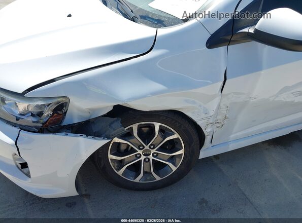 1G1JD5SH6J4132613 2018 CHEVROLET SONIC White Widok z przodu