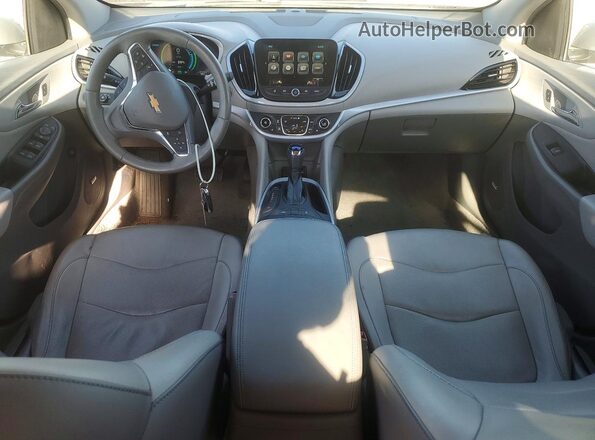 1G1RC6S50JU155449 2018 CHEVROLET VOLT Silver Widok deski rozdzielczej