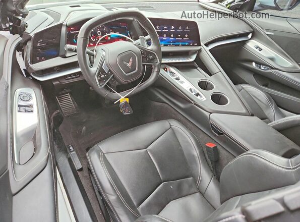 1G1YA2D44T5101664 2026 CHEVROLET CORVETTE White Vista del salpicadero