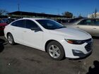 2019 Chevrolet Malibu Ls White vin: 1G1ZB5STXKF178657
