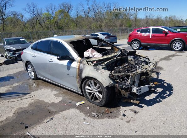 1G1ZD5ST3JF180890 2018 CHEVROLET MALIBU Серебряный Передняя правая четверть