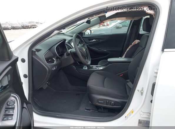 1G1ZD5ST8RF169279 2024 CHEVROLET MALIBU Белый Вид салона спереди