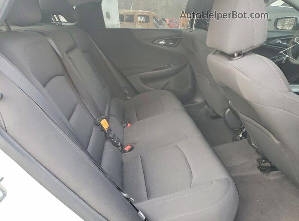 1G1ZD5ST9KF172990 2019 CHEVROLET MALIBU Silver Widok tylnych siedzeń