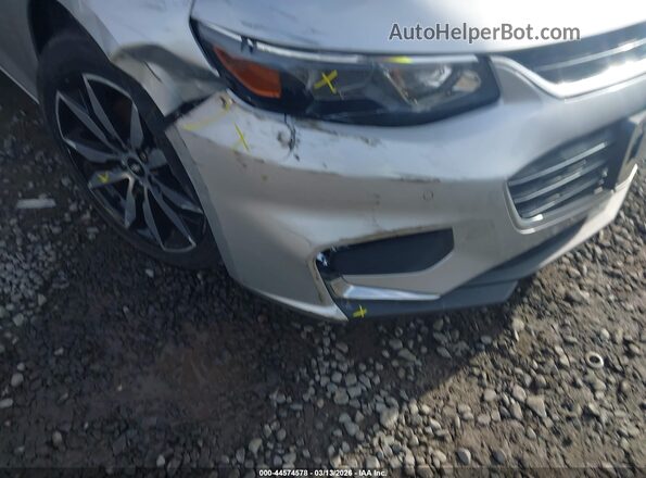1G1ZE5ST4HF173003 2017 CHEVROLET MALIBU Серебряный Вид спереди