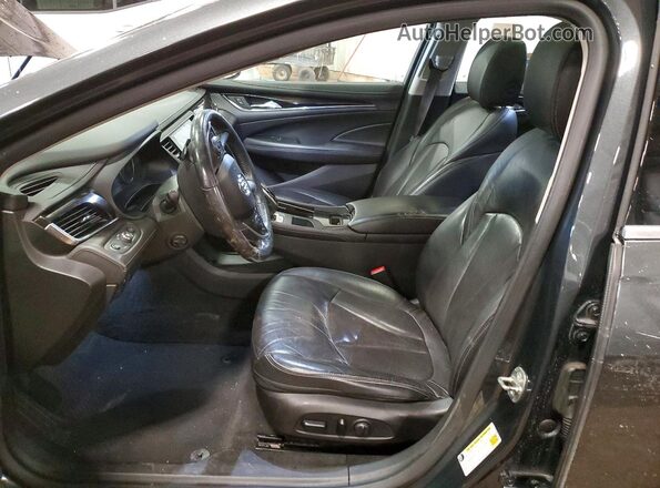 1G4ZP5SS0HU145943 2017 BUICK LACROSSE Серый Вид салона спереди