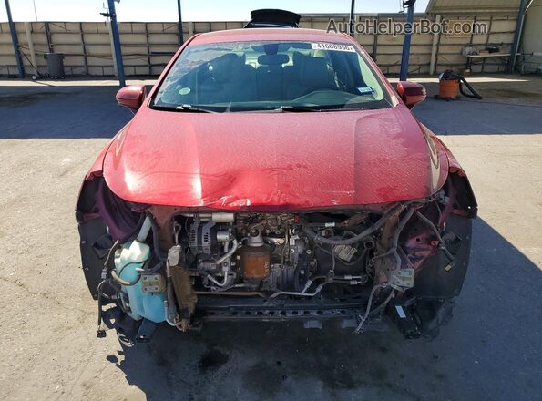 1G4ZP5SS3KU104245 2019 BUICK LACROSSE Red Widok z przodu