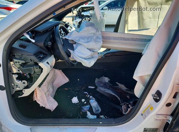 1G6DA5RK8L0130695 2020 CADILLAC CT4 Белый Вид салона спереди