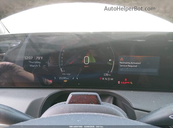 1G6DN5RK2S0103253 2025 CADILLAC CT5 White Widok tylnych siedzeń