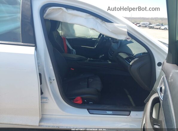 1G6DV5RWXT0102212 2026 CADILLAC CT5 White Vista interior delantera
