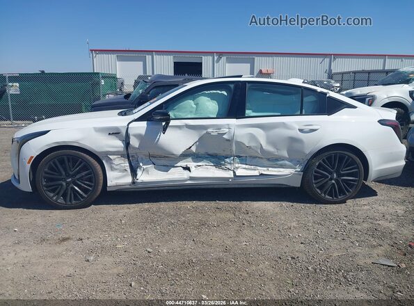 1G6DV5RWXT0102212 2026 CADILLAC CT5 White Vista interior de 360 grados