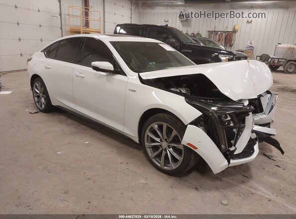 1G6DV5RWXT0109581 2026 CADILLAC CT5 White Delantero derecho