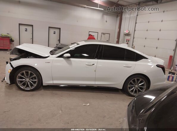 1G6DV5RWXT0109581 2026 CADILLAC CT5 White Vista interior de 360 grados