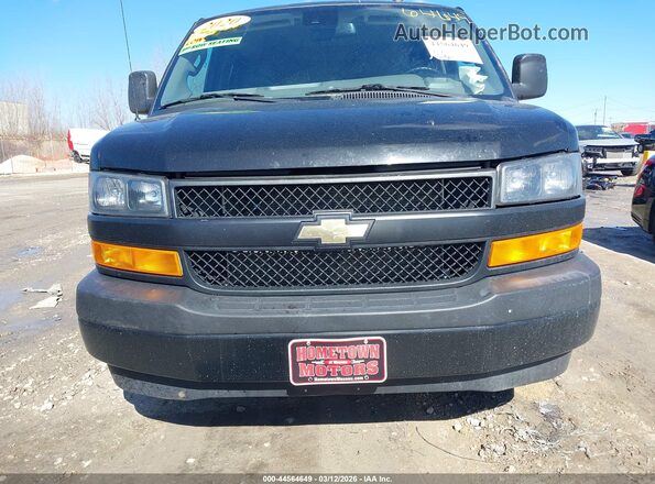 1GAZGNFPXL1254522 2020 CHEVROLET EXPRESS Черный Вид спереди