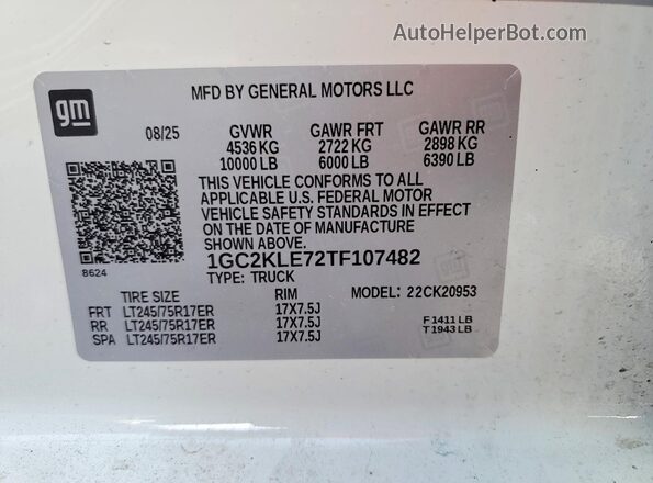 1GC2KLE72TF107482 2026 CHEVROLET SILVERADO White Vista del compartimento del motor