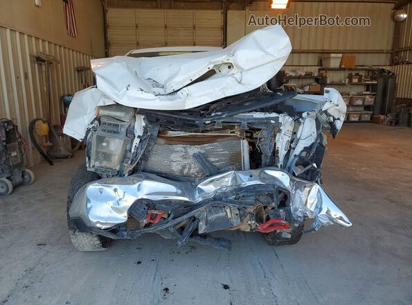 1GC2YLE70PF251729 2023 CHEVROLET SILVERADO White Vista frontal