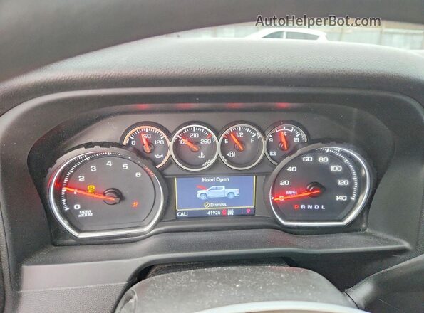 1GC4YLE78NF363538 2022 CHEVROLET SILVERADO Белый Вид щитка приборов
